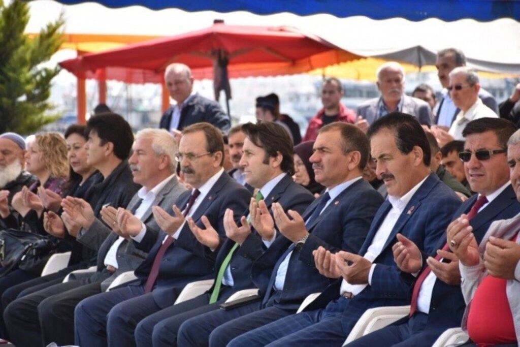 Yakakent'te Geleneksel 4. Hıdırellez Şenlikleri ve Karakucak Güreşleri