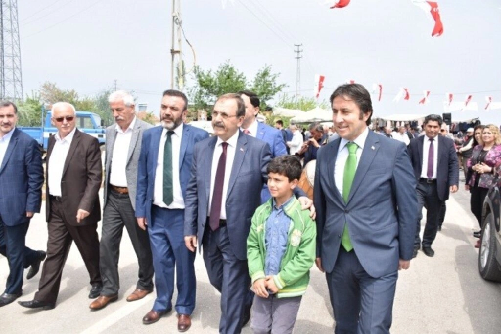 Yakakent'te Geleneksel 4. Hıdırellez Şenlikleri ve Karakucak Güreşleri
