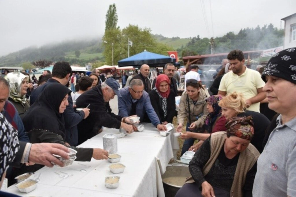 Yakakent'te Geleneksel 4. Hıdırellez Şenlikleri ve Karakucak Güreşleri