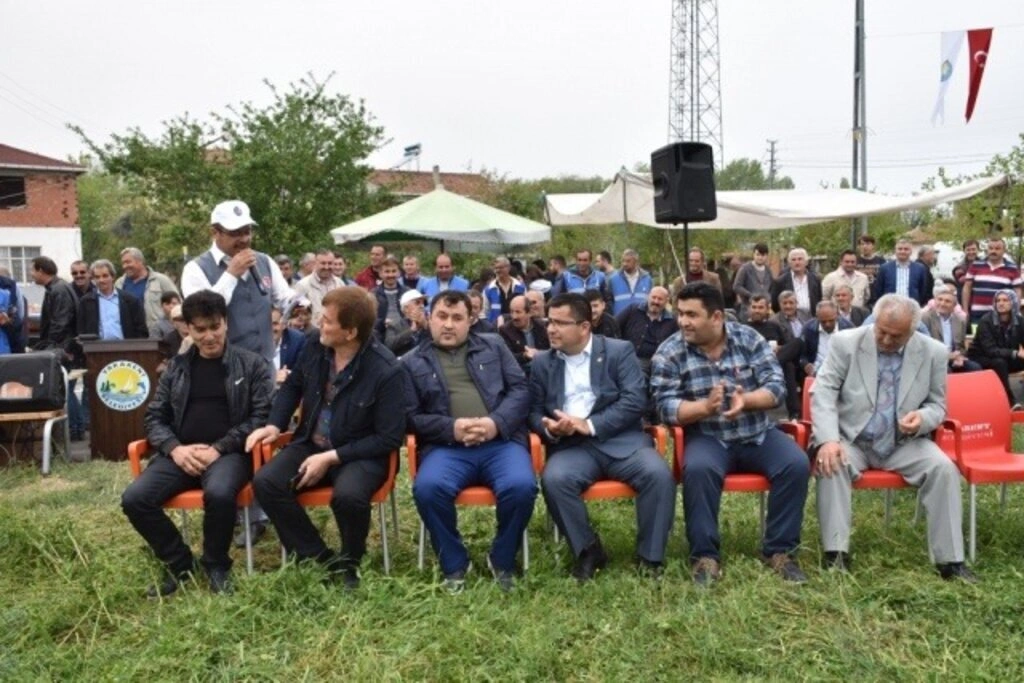 Yakakent'te Geleneksel 4. Hıdırellez Şenlikleri ve Karakucak Güreşleri
