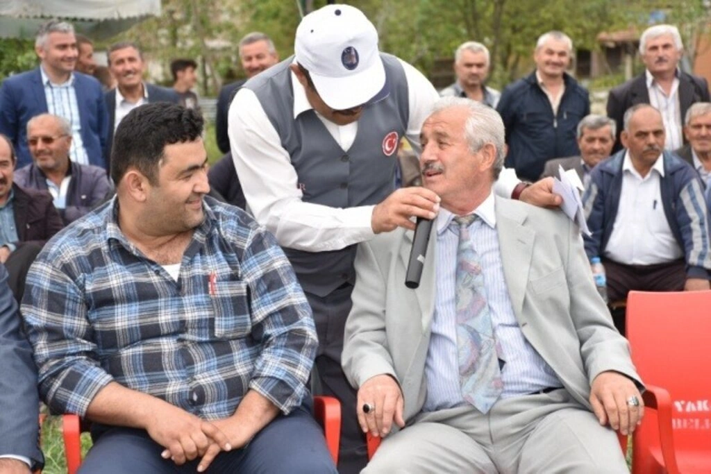 Yakakent'te Geleneksel 4. Hıdırellez Şenlikleri ve Karakucak Güreşleri