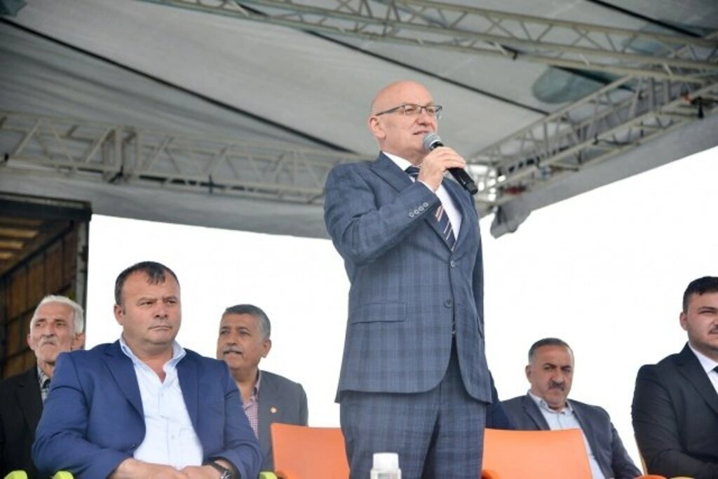 Terme Sakarlı’da Hıdırellez ve Yağlı Güreş Coşkusu