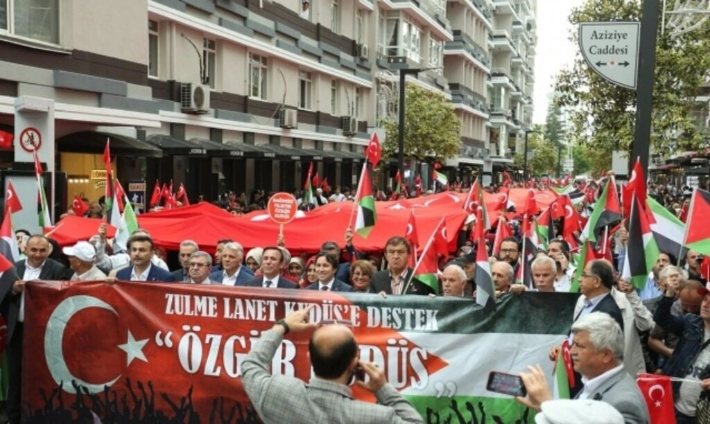 Samsun'da Zulme Lanet, Kudüs'e Destek yürüyüşü