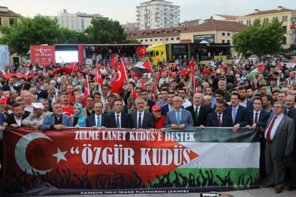 Samsun'da Zulme Lanet, Kudüs'e Destek yürüyüşü
