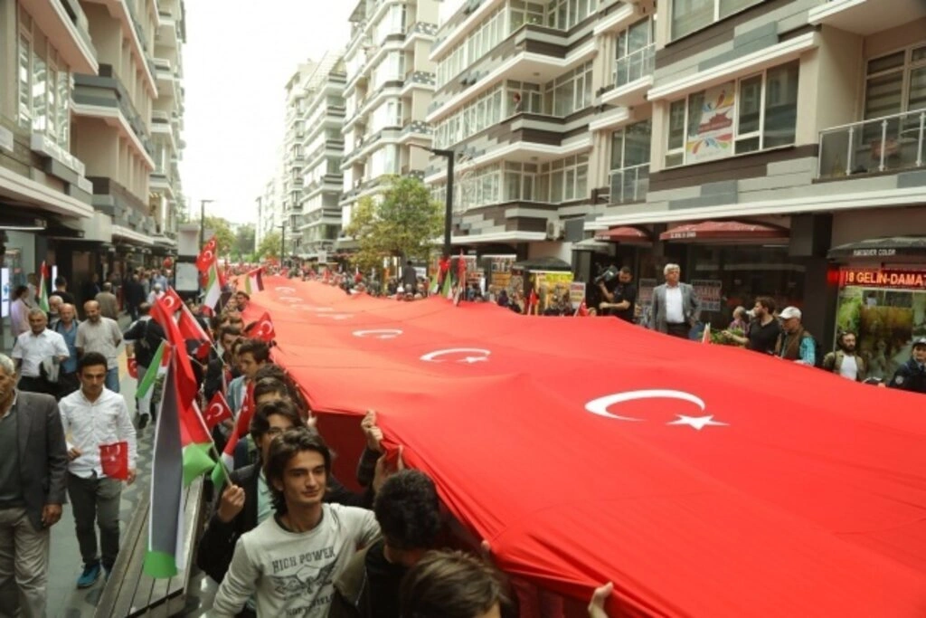 Samsun'da Zulme Lanet, Kudüs'e Destek yürüyüşü