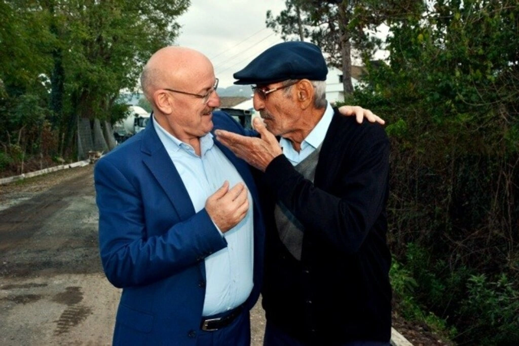 Başkan Kul’u Terme halkından hizmet teşekkürü