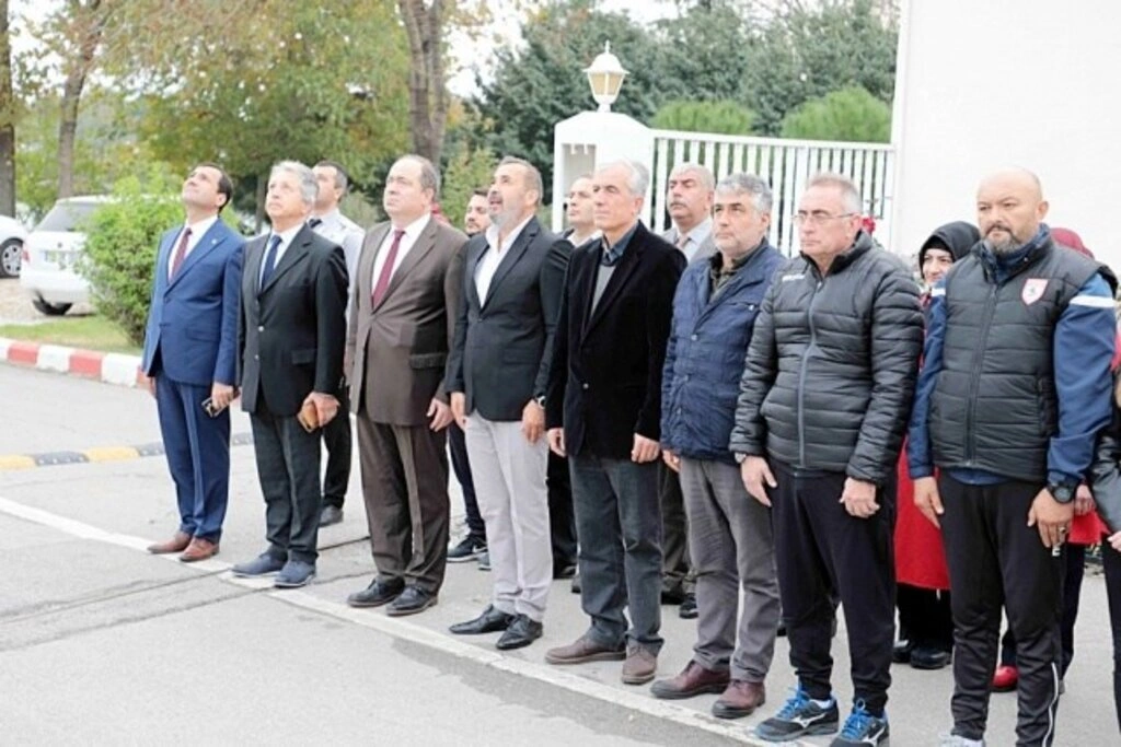 Samsunspor Atatürk’ü andı