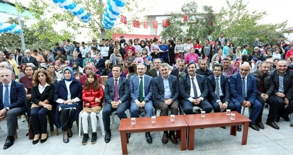 Canik Muhsin Yazıcıoğlu Kültür Merkezi açıldı