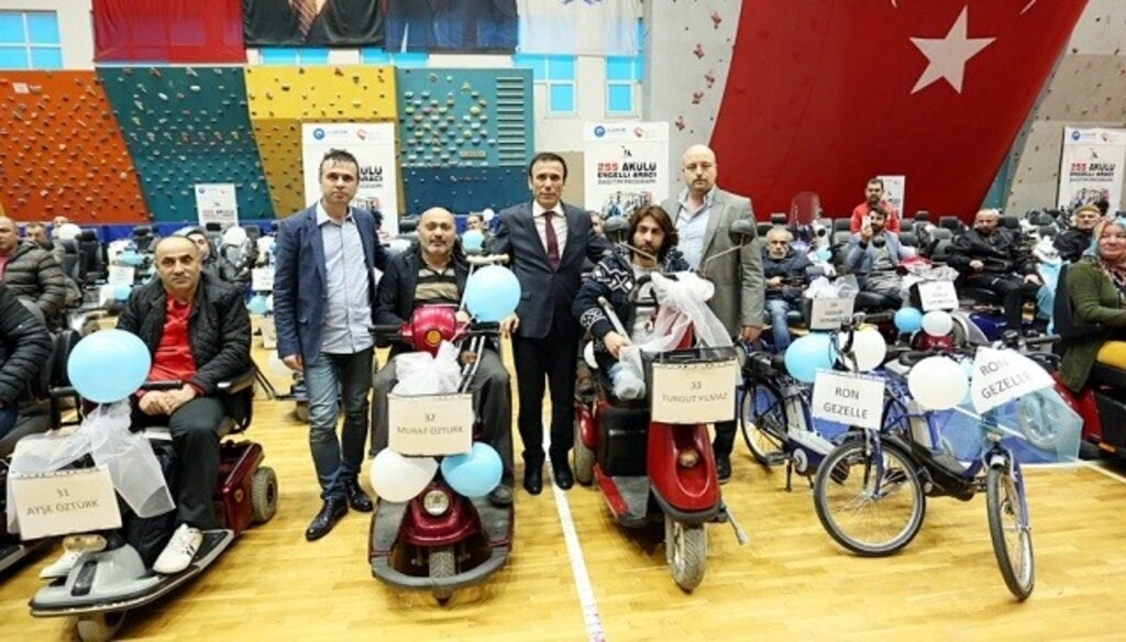 Canik’ten engellilere 255 akülü araç