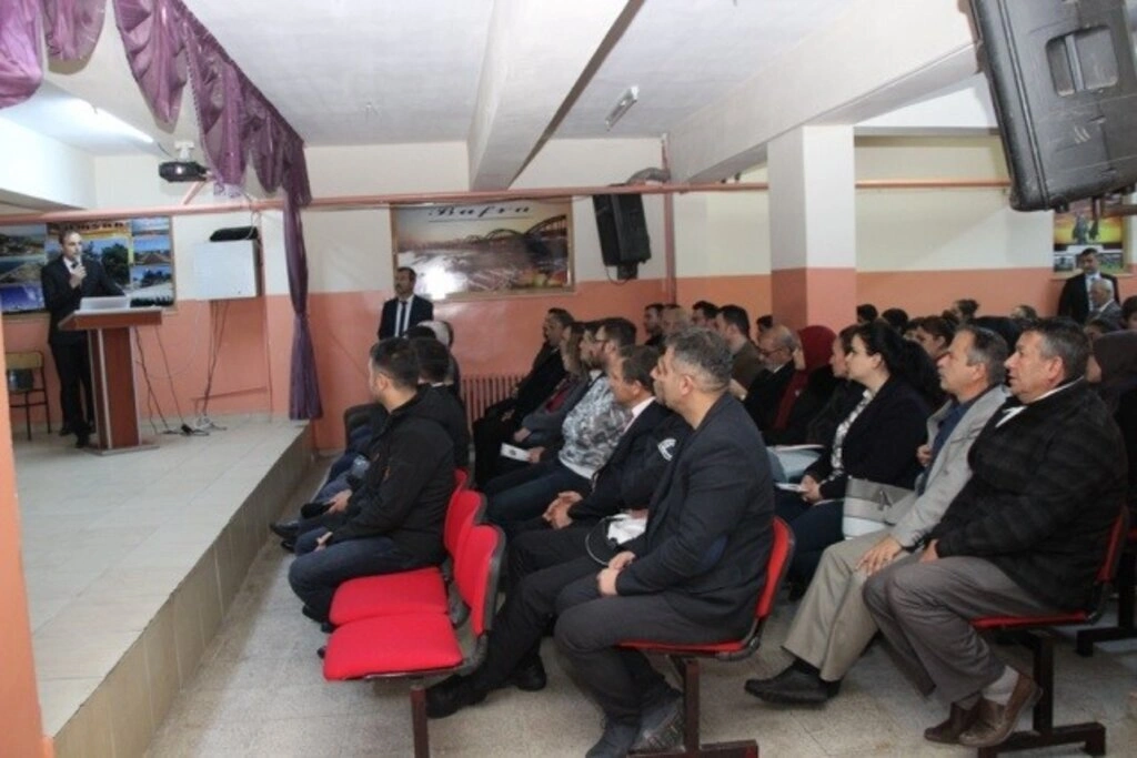Birlikte Çok Şey Yapabiliriz Adlı Proje Alaçam'da Tanıtıldı