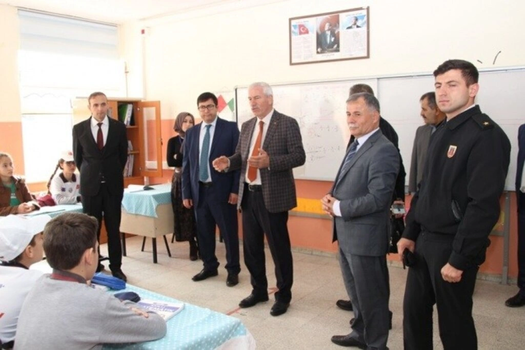 Birlikte Çok Şey Yapabiliriz Adlı Proje Alaçam'da Tanıtıldı
