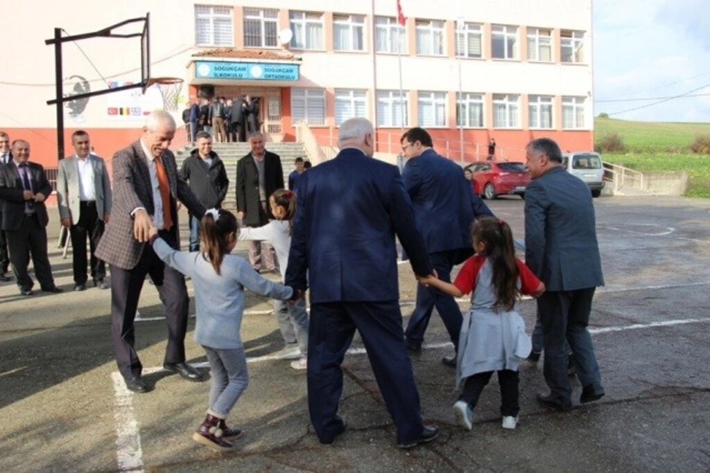 Birlikte Çok Şey Yapabiliriz Adlı Proje Alaçam'da Tanıtıldı