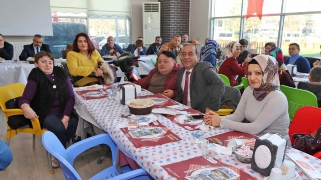 BAŞKAN HAMİT KILIÇ: HEPİMİZ BİRER ENGELLİ ADAYIYIZ
