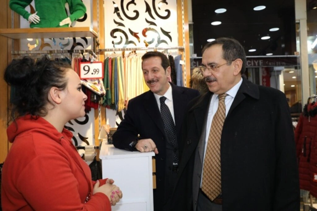 DEMİR VE TOK ESNAFLA BULUŞTU