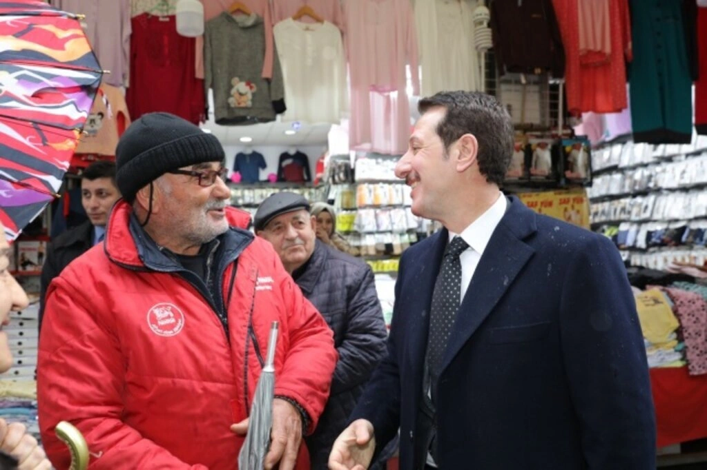 DEMİR VE TOK ESNAFLA BULUŞTU