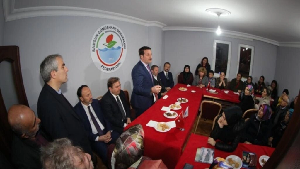 DEMİR VE TOK ESNAFLA BULUŞTU