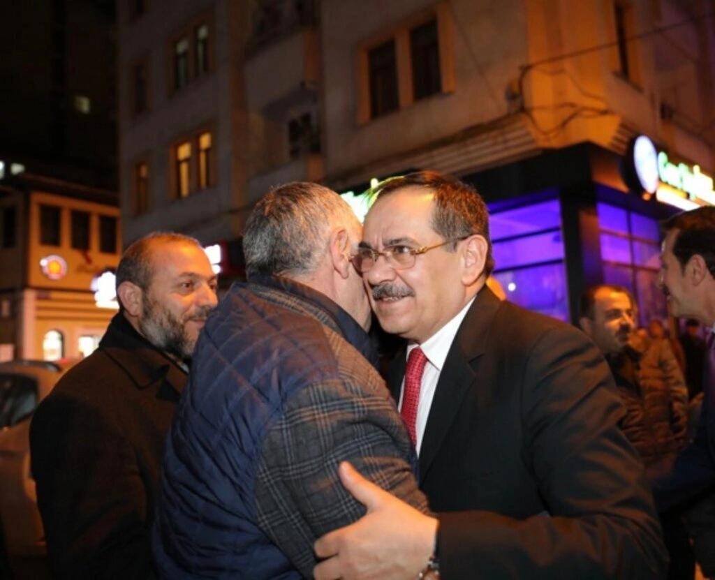 DEMİR VE TOK ESNAFLA BULUŞTU