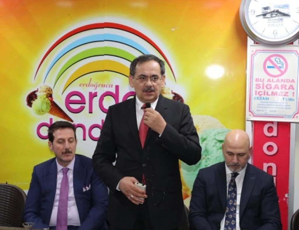 DEMİR VE TOK ESNAFLA BULUŞTU