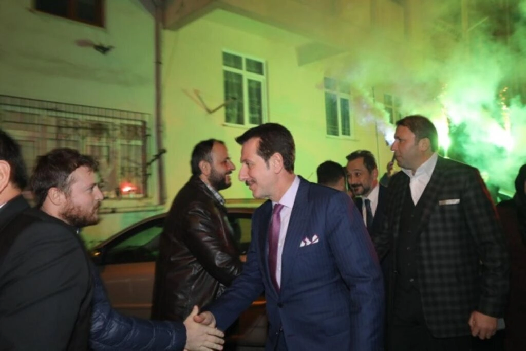 DEMİR VE TOK ESNAFLA BULUŞTU