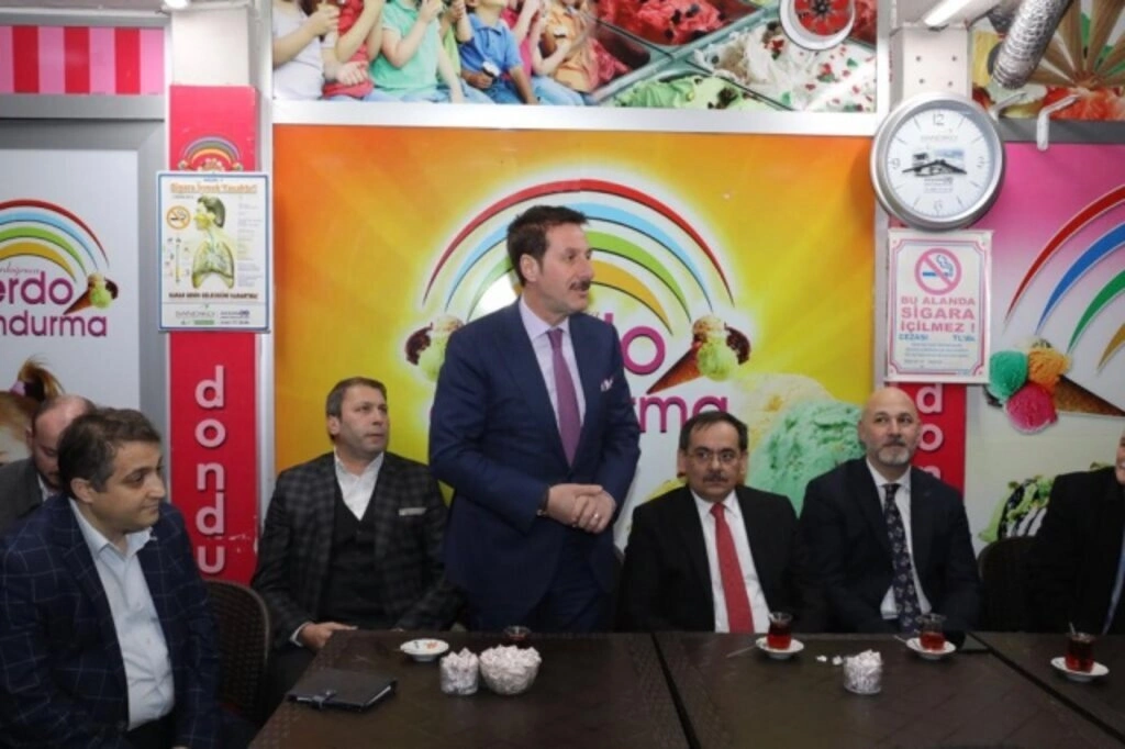 DEMİR VE TOK ESNAFLA BULUŞTU