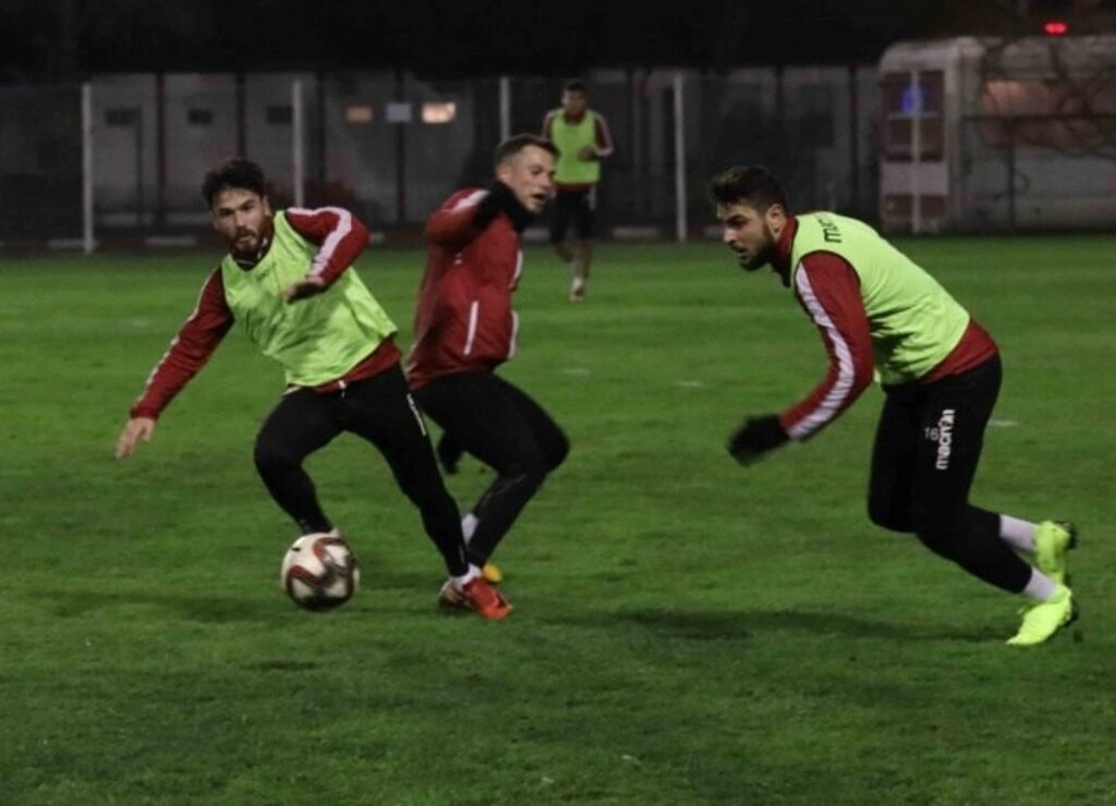Samsunspor’da neşeli idman (24 Aralık Pazartesi)
