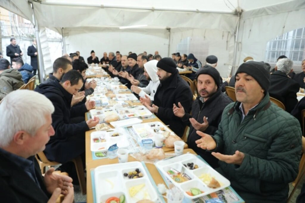 Kadıköyde Coşkulu Buluşma