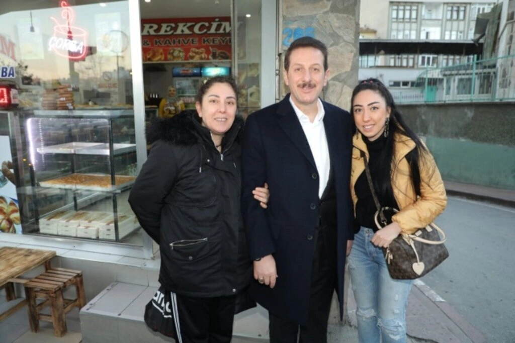 BAŞKAN ERDOĞAN TOK’TAN ESNAFA GÖNÜL ZİYARETİ