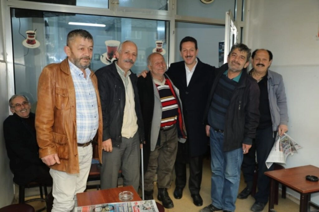 BAŞKAN ERDOĞAN TOK’TAN ESNAFA GÖNÜL ZİYARETİ