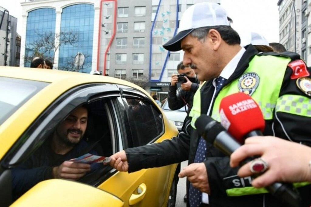Öncelik Hayatın, Öncelik Yayanın