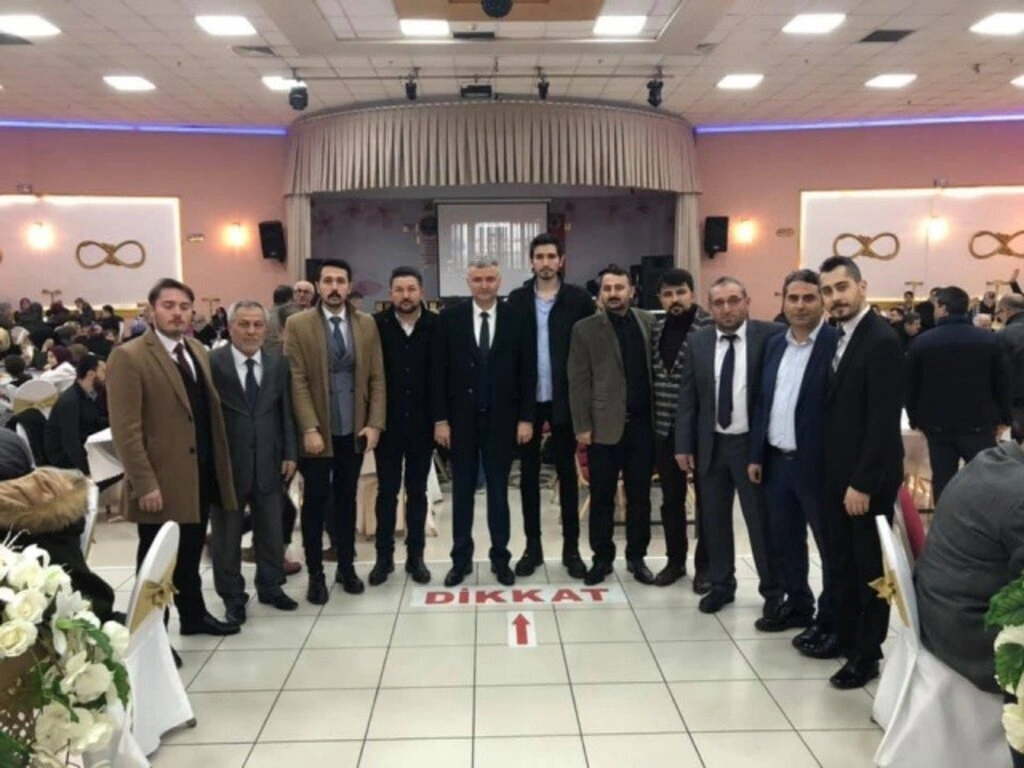 Bursa Ladikliler Derneği'nden tirit gecesi