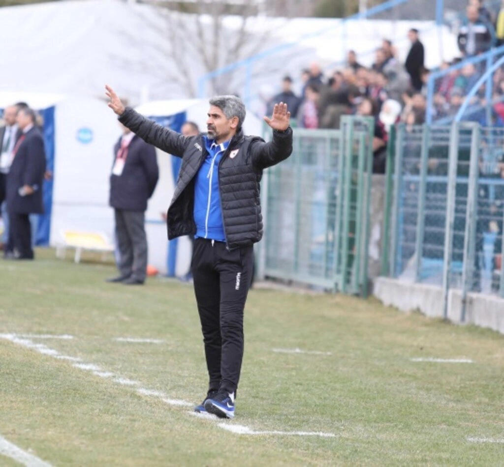 Ankara Demirspor Samsunspor Maç Fotoğrafları