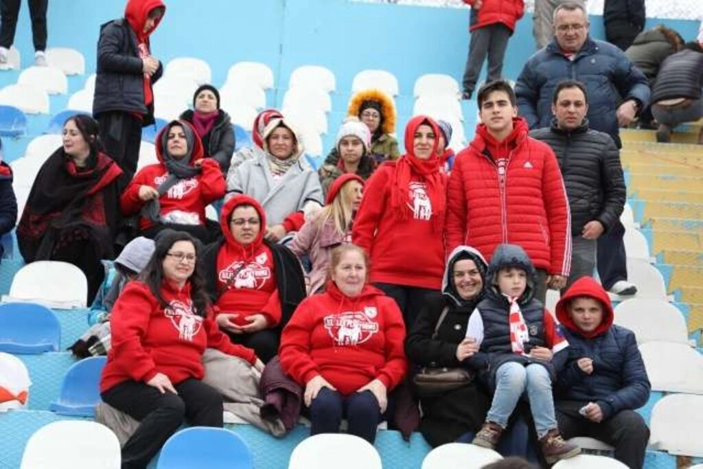 Ankara Demirspor Samsunspor Maç Fotoğrafları