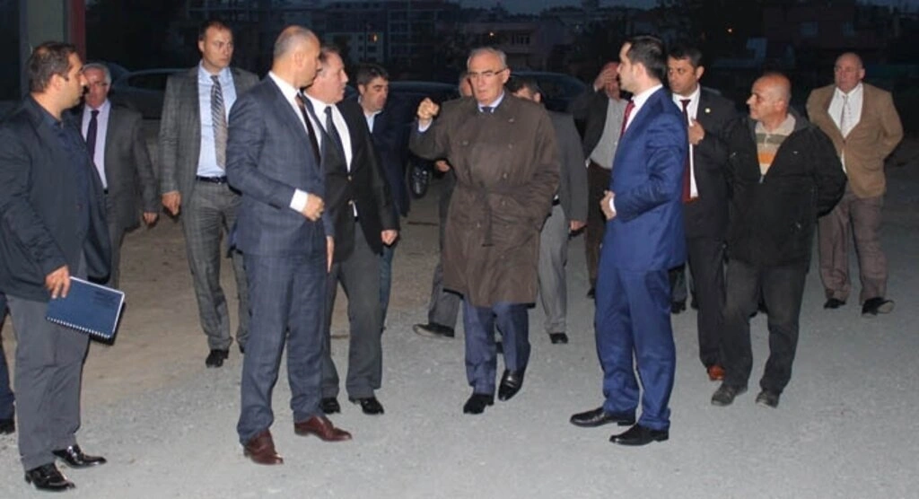 Başkan Yusuf Ziya Yılmaz Tekkeköy'de