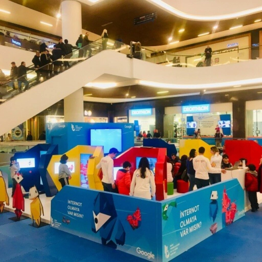 İnternot adayları Samsun Piazza’da buluştu