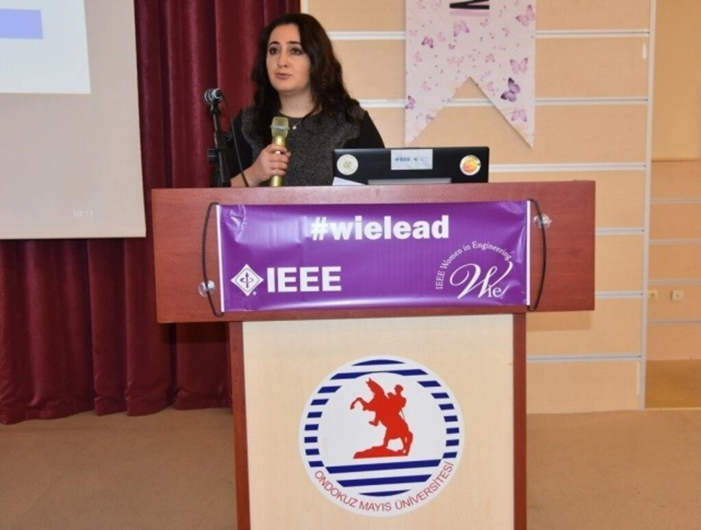 Hayata Alın Terini Katan Sektördeki Kadınlar