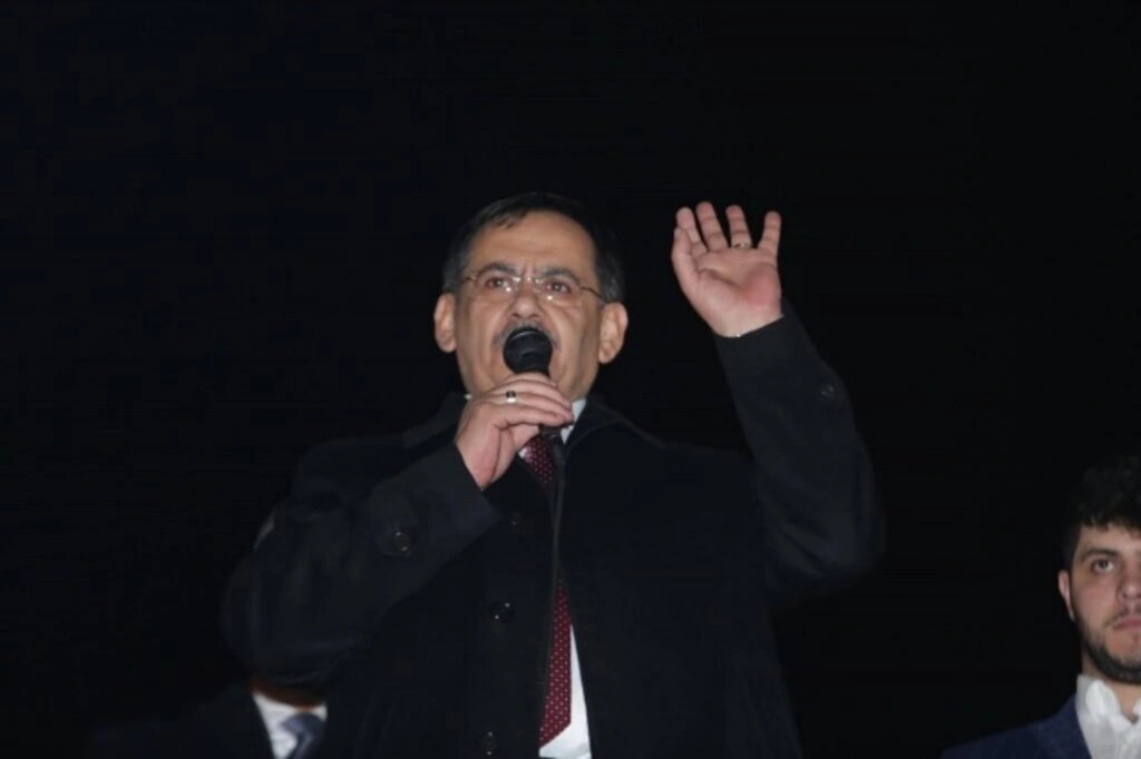 Cedit tamam hız kesmeden yola devam