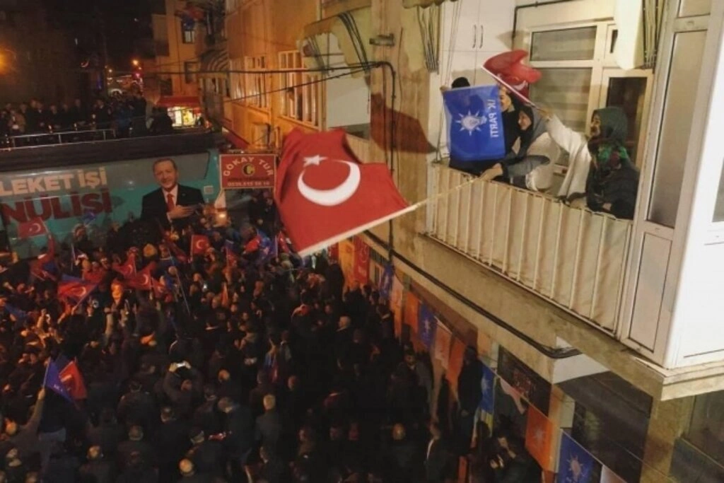 Cedit tamam hız kesmeden yola devam