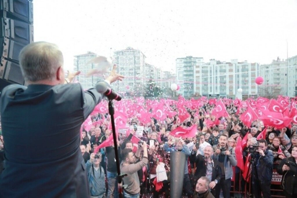 Başkan Deveci'den Atakum’a Bahar Geldi’ konseri
