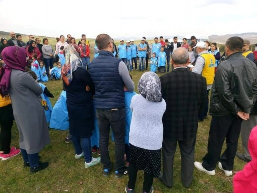 ÇEKUD'dan Samsun'a Yüzlerce Fidan