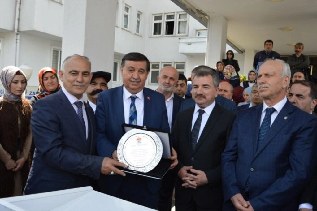 Havza Belediyesi'nde devir teslim töreni