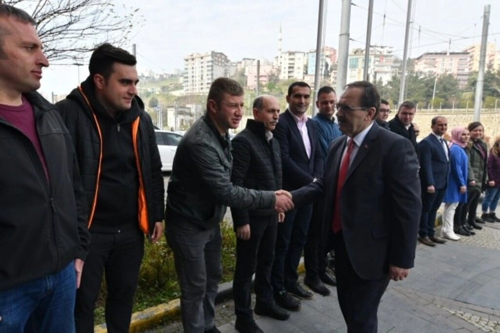 Başkan Zihni Şahin'den tüm personele veda