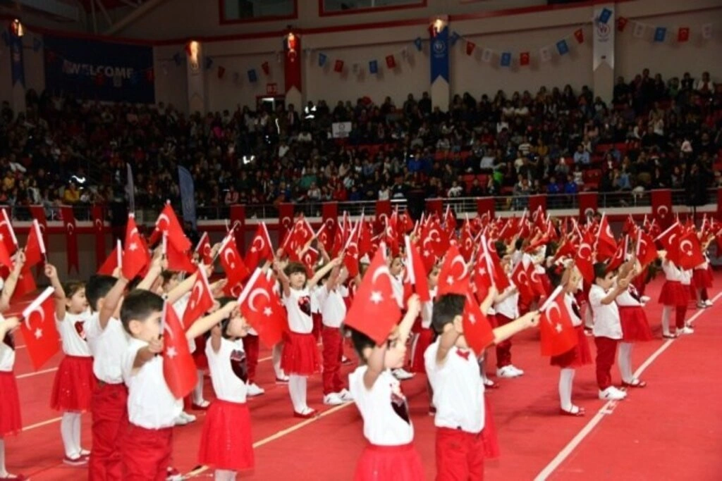 23 Nisan Ulusal Egemenlik ve Çocuk Bayramı Samsun'da Coşkuyla Kutlandı