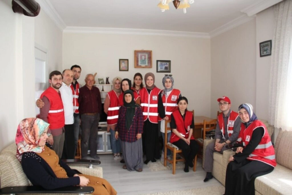 Genç Kızılay Alaçam Temsilciliği'ndan anlamlı etkinlik