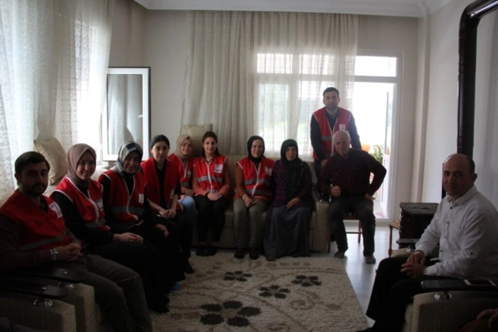 Genç Kızılay Alaçam Temsilciliği'ndan anlamlı etkinlik