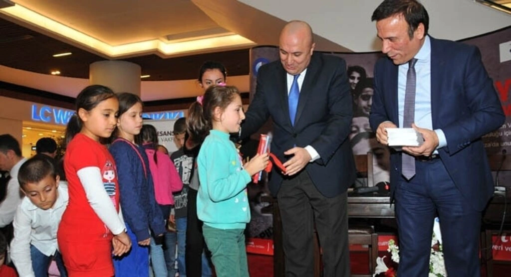2015 Yılında 2015 Mutlu Çocuk Projesi