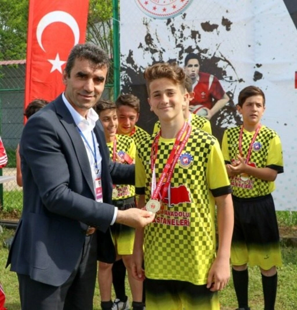 Ragbi Yıldızlar-Gençler Türkiye Şampiyonası