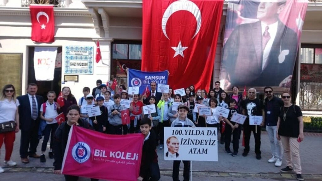 SAMSUN BİL KOLEJİ ÖĞRENCİLERİ KURTULUŞ YOLUNDAN HAVZA'YA GİTTİLER
