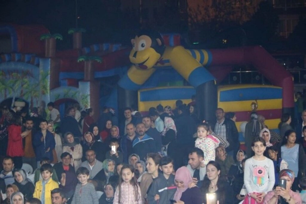 SELE SEPET TOP KANDİL COŞKUYLA KUTLANDI