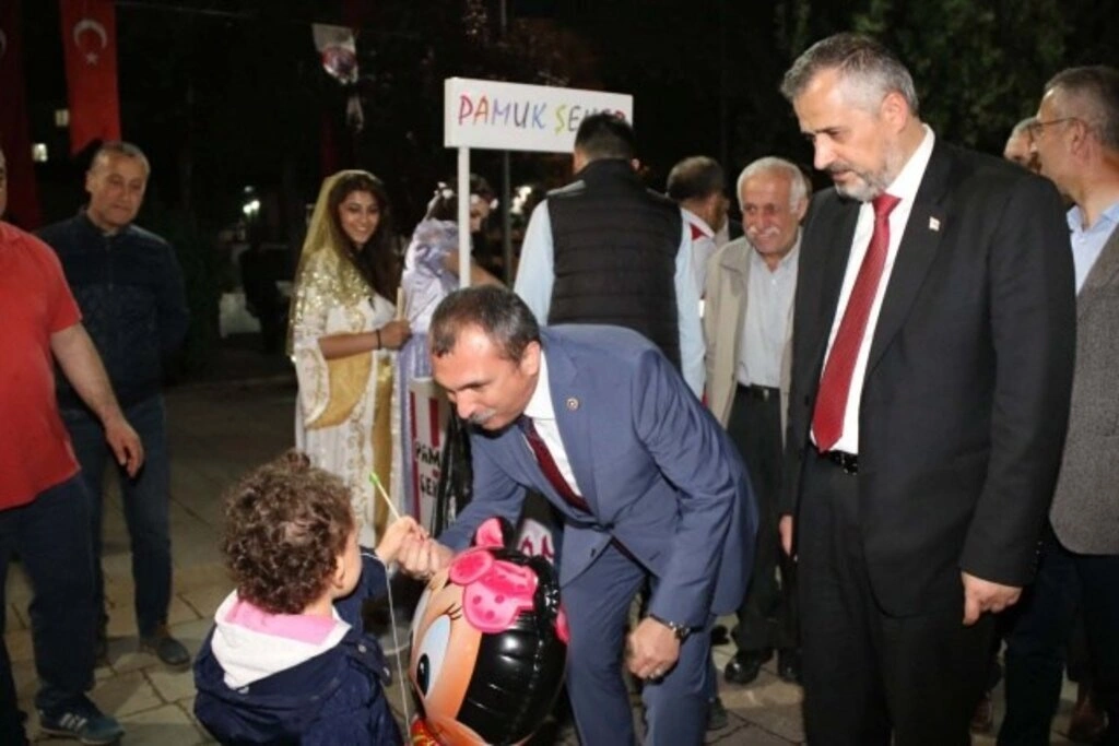 SELE SEPET TOP KANDİL COŞKUYLA KUTLANDI