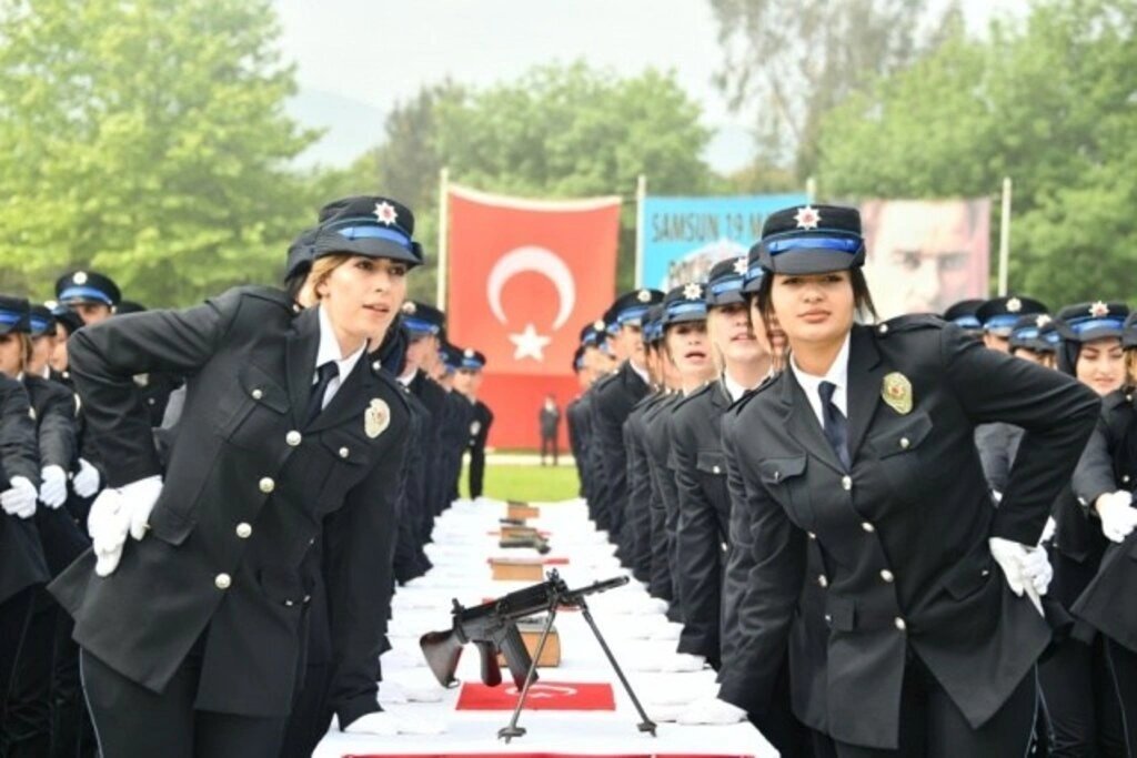 19 Mayıs Polis Meslek Yüksekokulu 17. Dönem'de 343 Genç Polis Mezun Etti